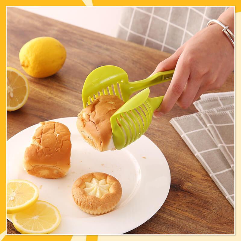 📢📢 50% KORTING !! ⏰ 1+1 GRATIS🍋 Creatieve Keukensnijder – Handzame snijhulp van voedselveilig aluminiumlegering, voor snel en eenvoudig snijden van citroen, tomaat, ui en zachte groenten & fruit.