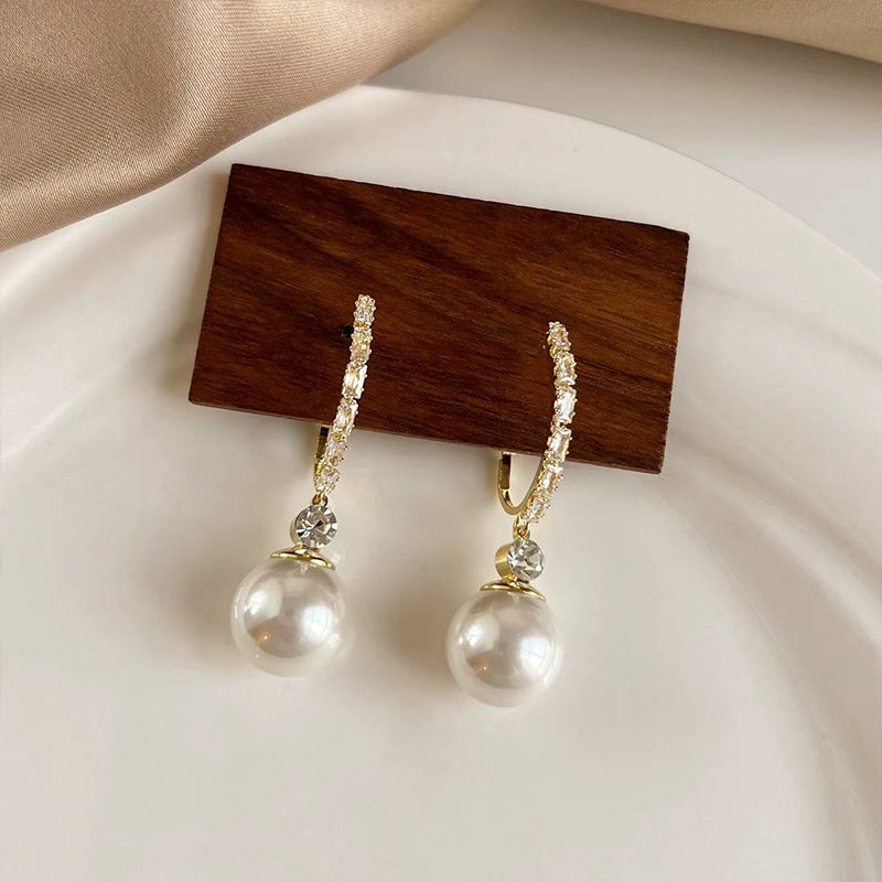 Elegant Lightweight Faux Pearl Drop Earrings