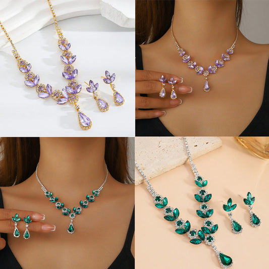 💎Elegante set van ketting en oorbellen met bloemen waterdruppels en 2 stuks💕