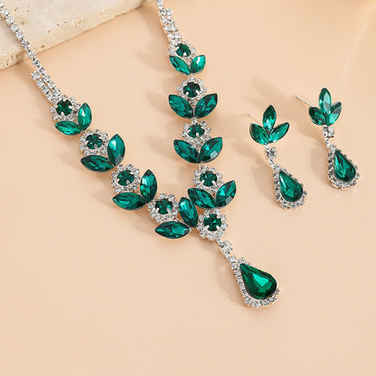 💎Elegante set van ketting en oorbellen met bloemen waterdruppels en 2 stuks💕