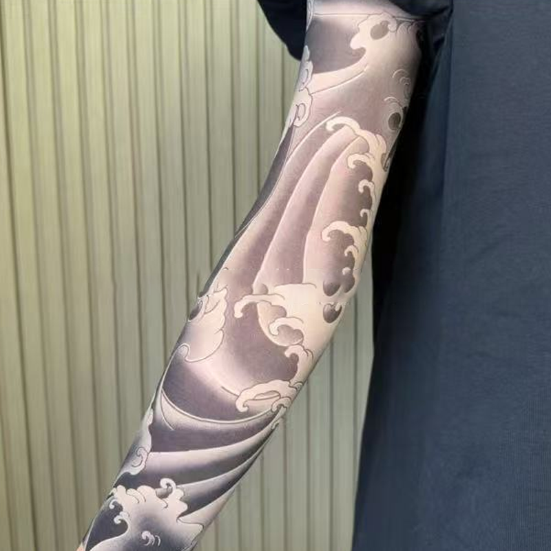 Nieuw: Selling❤️‍🔥 Ultradunne tatoeagemouwen met zonbescherming