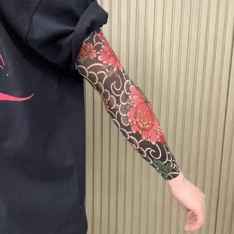 Nieuw: Selling❤️‍🔥 Ultradunne tatoeagemouwen met zonbescherming