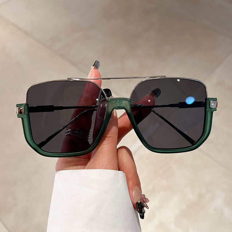 😎Zomeroutfit essentieel voor op straat✨Modieuze lichtgewicht zonnebril met getinte lens
