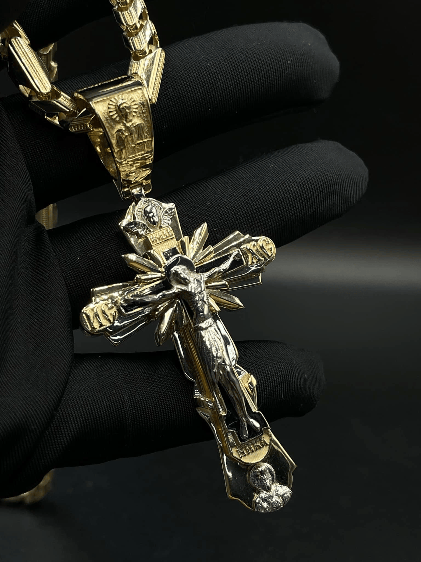 Heilige Jezus kruisbeeld hanger ketting