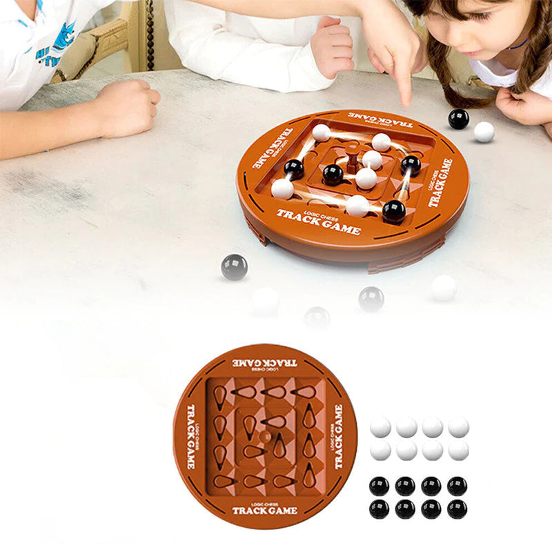 ♟️🌀 Logic Chess Track Game Set, geschikt voor 2-4 spelers, perfect voor gezellige spelletjesavonden met het gezin ✨💫