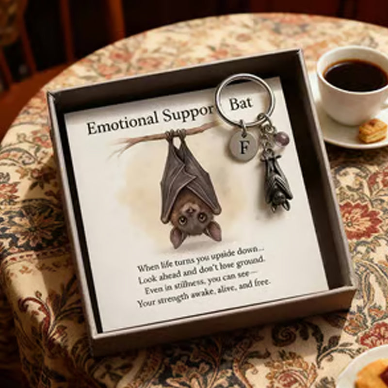 🦇 Black Friday: 55% KORTING op onze “Emotional Support Bat”! ❤️