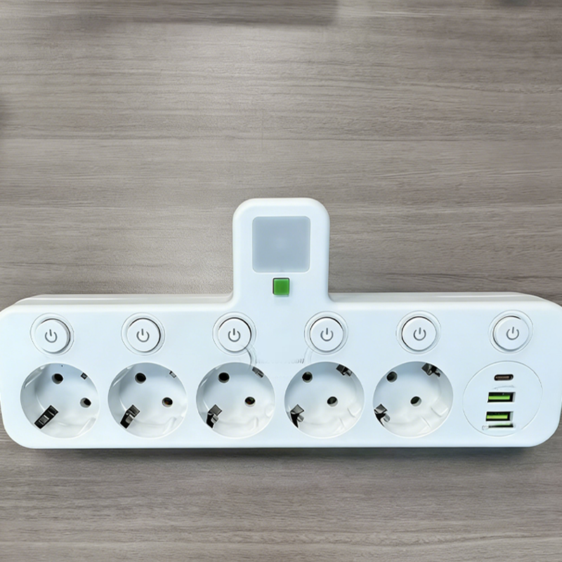 Slimme stekkerdoos met USB-poorten